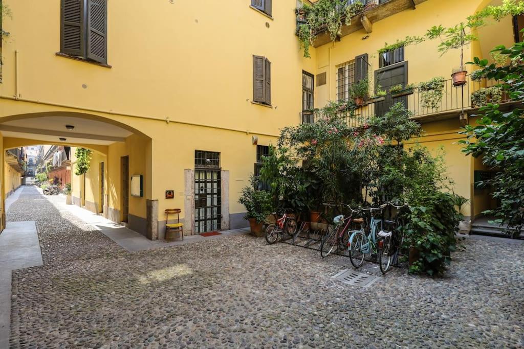 Cozy Loft Navigli, Close To Duomo And Bocconi - Italy Flat Vacation Milan Luaran gambar